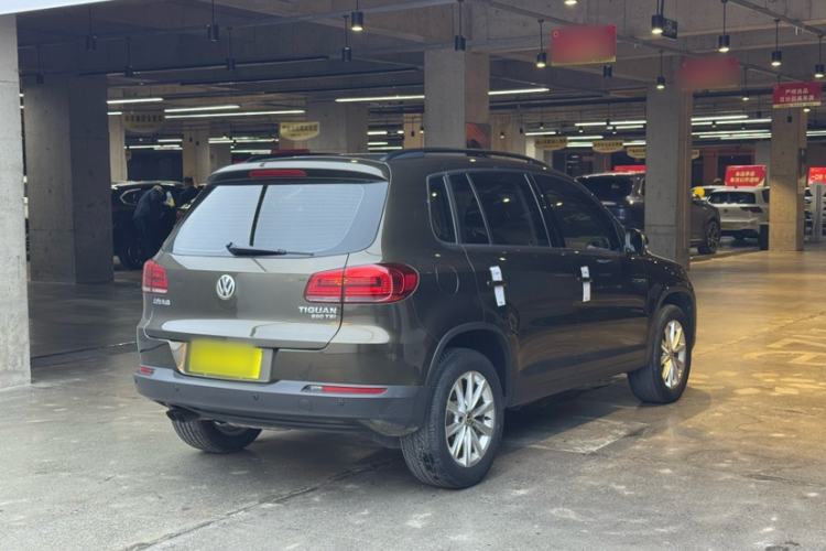Used Volkswagen Tiguan 2016 280TSI Automatic Two-Wheel-Drive Silk Road Style Edition Exterior 6