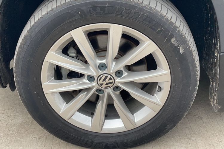 Used Volkswagen Tiguan 2016 280TSI Automatic Two-Wheel-Drive Silk Road Style Edition Exterior 7