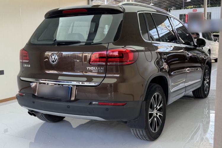 Used Volkswagen Tiguan 2016 300TSI Automatic All-Wheel Drive Luxury Edition Exterior 9