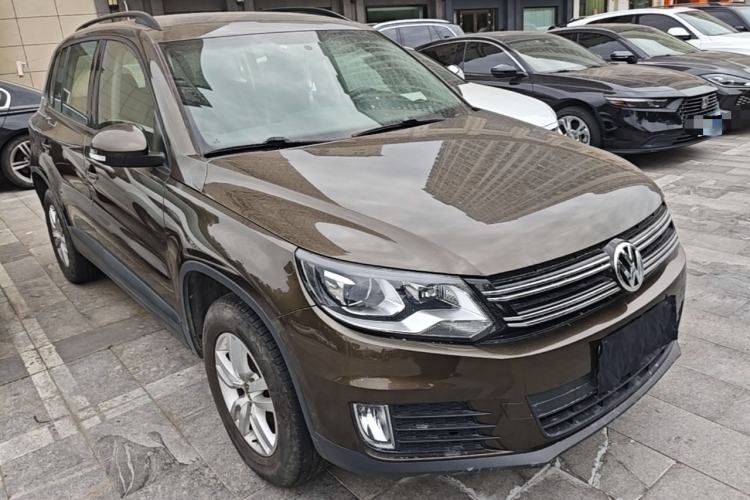 Used Volkswagen Tiguan 2016 300TSI Automatic Two-Wheel Drive Trend Edition Front Right 45 Deg