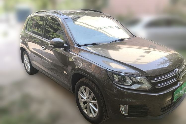 Used Volkswagen Tiguan 2016 280TSI Automatic Two-Wheel-Drive Silk Road Style Edition Front Right 45 Deg