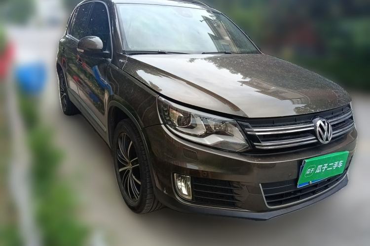 Used Volkswagen Tiguan 2016 330TSI Automatic All-Wheel-Drive Flagship Edition Front Right 45 Deg