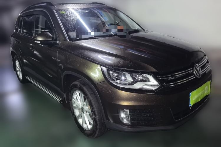 Used Volkswagen Tiguan 2016 300TSI Automatic All-Wheel Drive Fashion Vision Edition Front Right 45 Deg