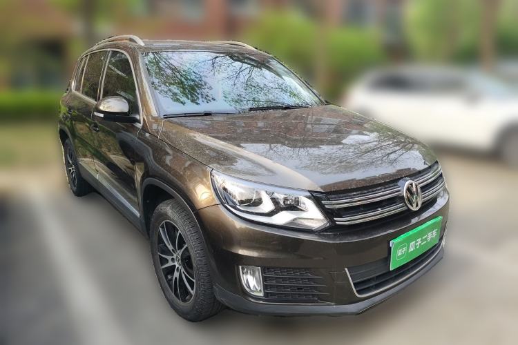 Used Volkswagen Tiguan 2016 300TSI Automatic Two-Wheel Drive Luxury Edition Front Right 45 Deg