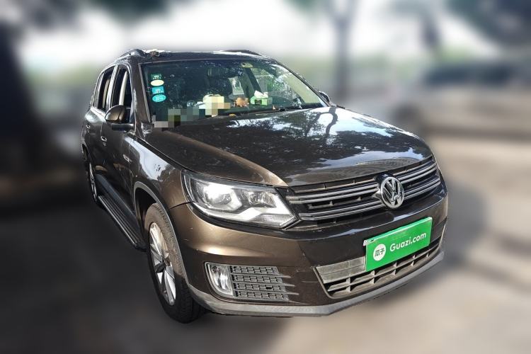 Used Volkswagen Tiguan 2016 300TSI Automatic All-Wheel Drive Fashion Vision Edition Front Right 45 Deg