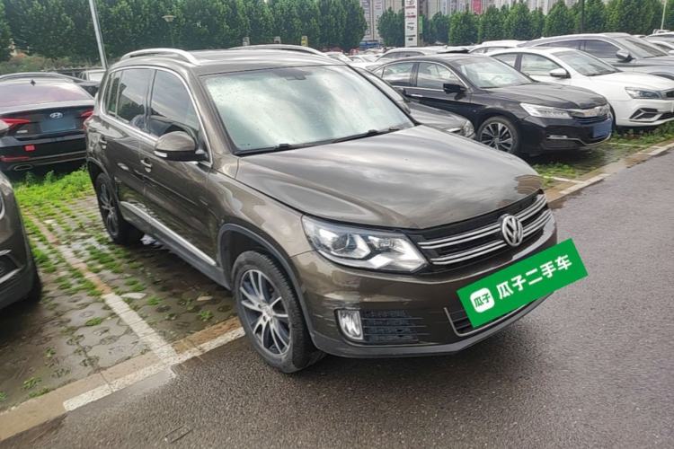 Used Volkswagen Tiguan 2016 300TSI Automatic Two-Wheel Drive Luxury Edition Front Right 45 Deg