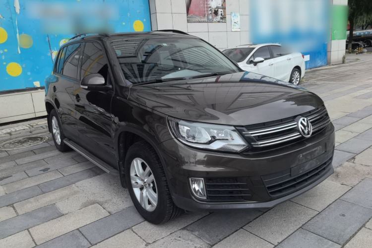 Used Volkswagen Tiguan 2016 300TSI Automatic Two-Wheel Drive Trend Edition Front Right 45 Deg