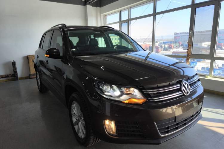 Used Volkswagen Tiguan 2016 300TSI Automatic Two-Wheel Drive Comfort Edition Front Right 45 Deg