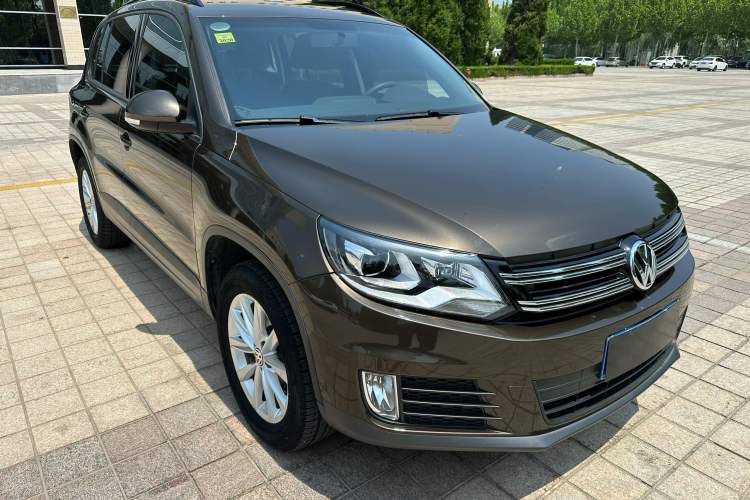 Used Volkswagen Tiguan 2016 280TSI Automatic Two-Wheel-Drive Silk Road Style Edition Front Right 45 Deg