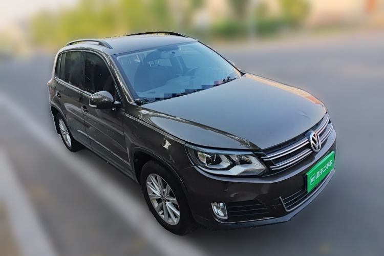 Used Volkswagen Tiguan 2016 280TSI Automatic Two-Wheel-Drive Silk Road Style Edition Front Right 45 Deg