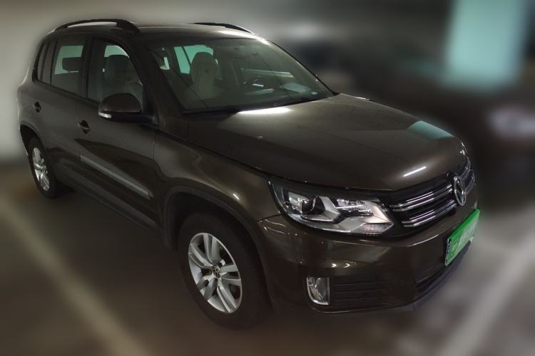 Used Volkswagen Tiguan 2016 300TSI Automatic Two-Wheel Drive Trend Edition Front Right 45 Deg