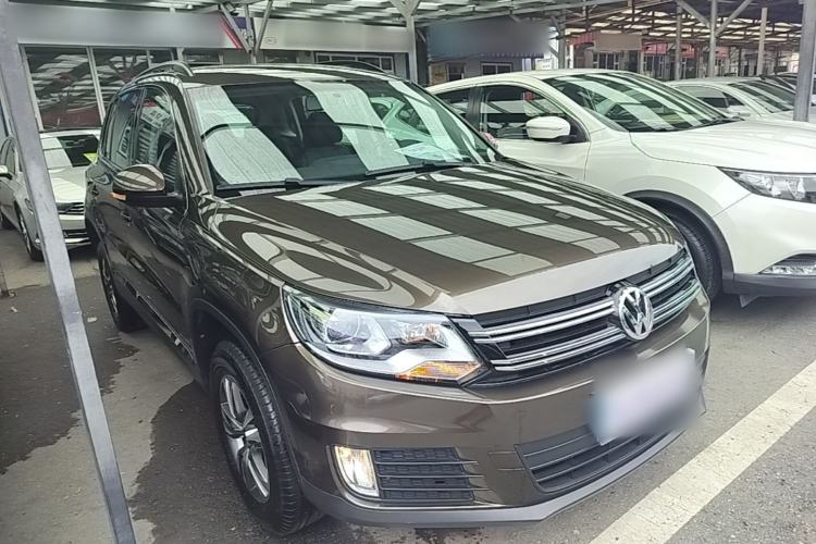 Used Volkswagen Tiguan 2016 300TSI Automatic Two-Wheel Drive Trend Edition Front Right 45 Deg