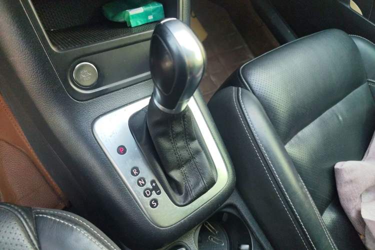 Used Volkswagen Tiguan 2016 300TSI Automatic Two-Wheel Drive Luxury Edition Gear Lever