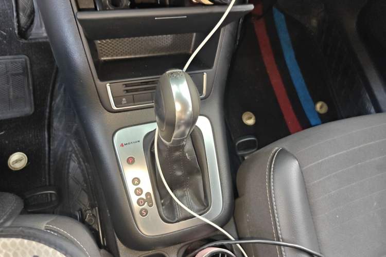 Used Volkswagen Tiguan 2016 300TSI Automatic All-Wheel Drive Fashion Vision Edition Gear Lever