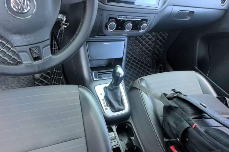 Used Volkswagen Tiguan 2016 280TSI Automatic Two-Wheel-Drive Silk Road Style Edition Gear Lever