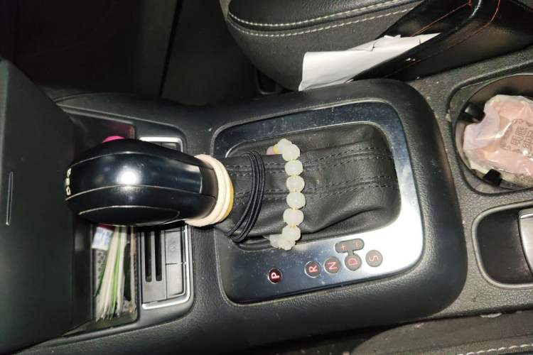 Used Volkswagen Tiguan 2016 280TSI Automatic Two-Wheel-Drive Silk Road Style Edition Gear Lever
