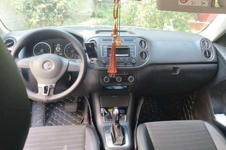 Used Volkswagen Tiguan 2016 280TSI Automatic Two-Wheel-Drive Silk Road Style Edition Headliner