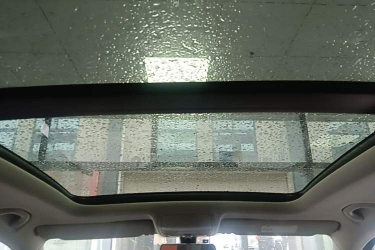 Used Volkswagen Tiguan 2016 280TSI Automatic Two-Wheel Drive Silk Road Comfort Edition Headliner