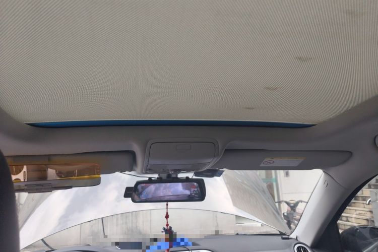 Used Volkswagen Tiguan 2016 300TSI Automatic All-Wheel Drive Luxury Edition Headliner