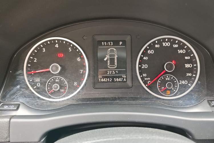 Used Volkswagen Tiguan 2016 300TSI Automatic Two-Wheel Drive Trend Edition Instrument Cluster