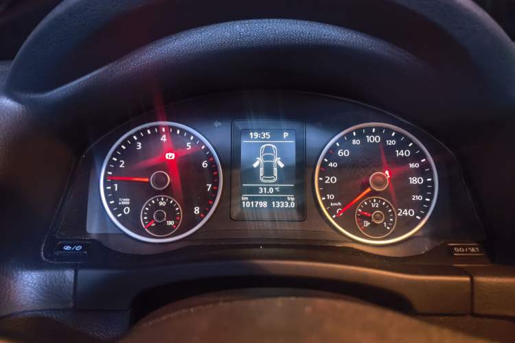 Used Volkswagen Tiguan 2016 300TSI Automatic All-Wheel Drive Fashion Vision Edition Instrument Cluster
