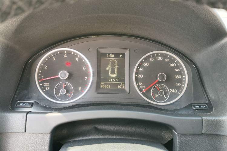 Used Volkswagen Tiguan 2016 300TSI Automatic Two-Wheel Drive Trend Edition Instrument Cluster