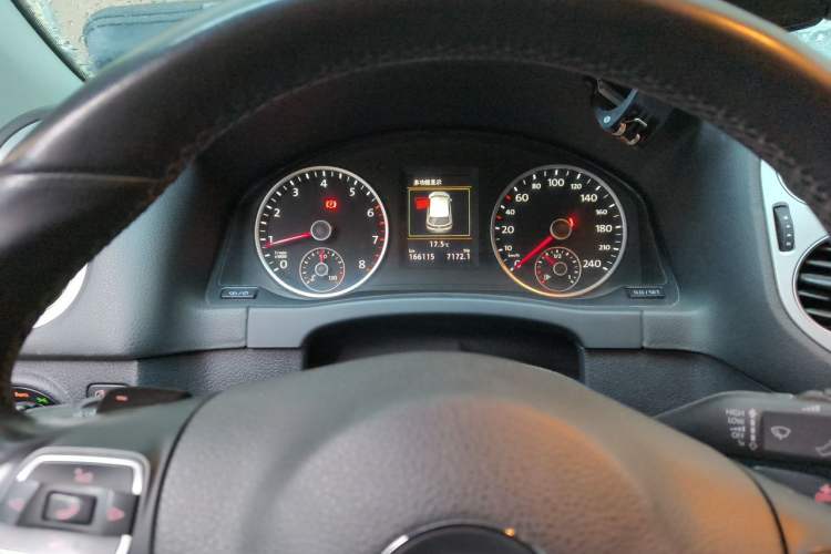 Used Volkswagen Tiguan 2016 300TSI Automatic All-Wheel Drive Luxury Edition Instrument Cluster