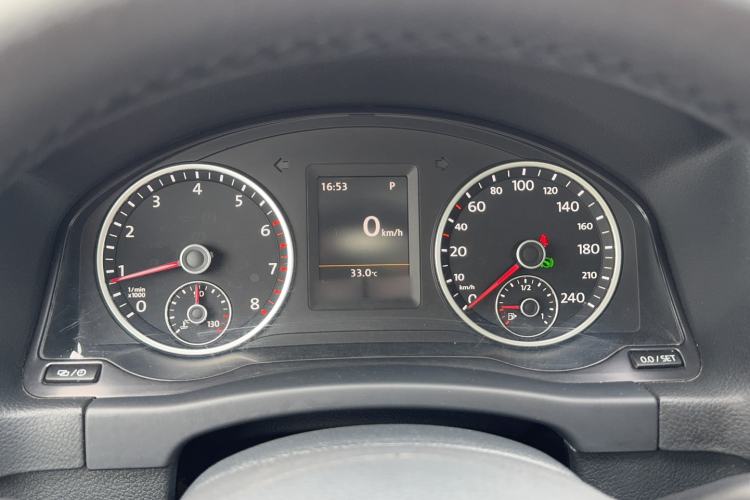 Used Volkswagen Tiguan 2016 300TSI Automatic Two-Wheel Drive Luxury Edition Instrument Cluster