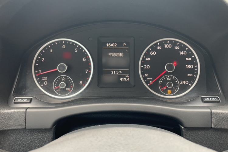 Used Volkswagen Tiguan 2016 280TSI Automatic Two-Wheel-Drive Silk Road Style Edition Instrument Cluster