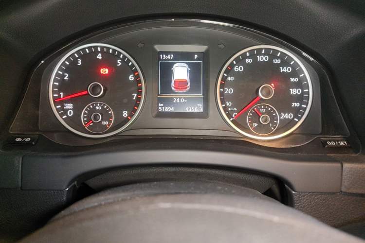 Used Volkswagen Tiguan 2016 300TSI Automatic All-Wheel Drive Luxury Edition Instrument Cluster