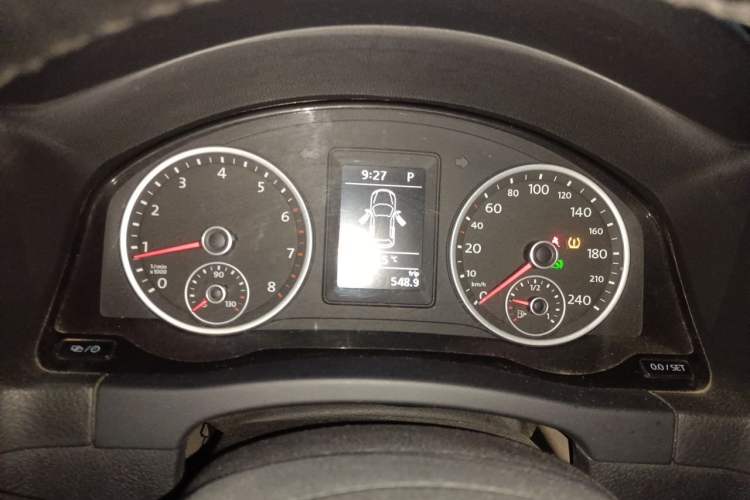 Used Volkswagen Tiguan 2016 300TSI Automatic Two-Wheel Drive Trend Edition Instrument Cluster