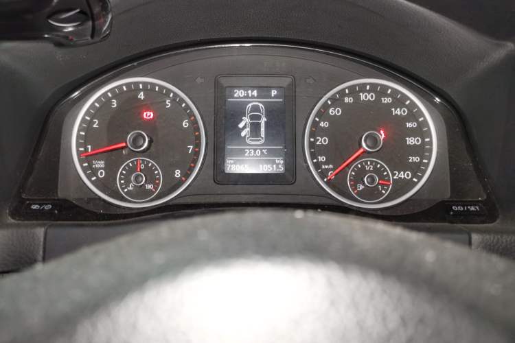Used Volkswagen Tiguan 2016 300TSI Automatic Two-Wheel Drive Trend Edition Instrument Cluster