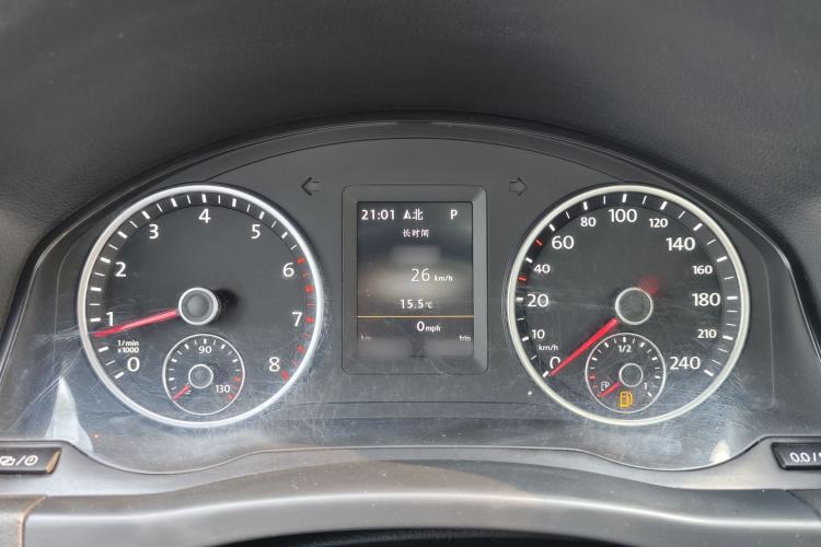 Used Volkswagen Tiguan 2016 300TSI Automatic Two-Wheel Drive Luxury Edition Instrument Cluster