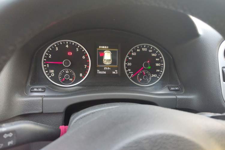 Used Volkswagen Tiguan 2016 300TSI Automatic Two-Wheel Drive Luxury Edition Instrument Cluster