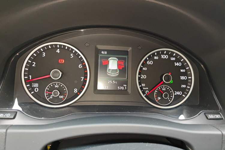 Used Volkswagen Tiguan 2016 300TSI Automatic Two-Wheel Drive Luxury Edition Instrument Cluster