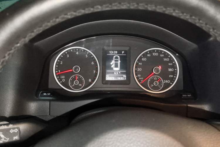 Used Volkswagen Tiguan 2016 300TSI Automatic All-Wheel Drive Fashion Vision Edition Instrument Cluster