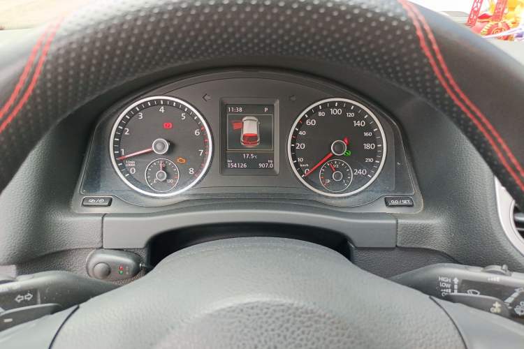 Used Volkswagen Tiguan 2016 300TSI Automatic Two-Wheel Drive Luxury Edition Instrument Cluster