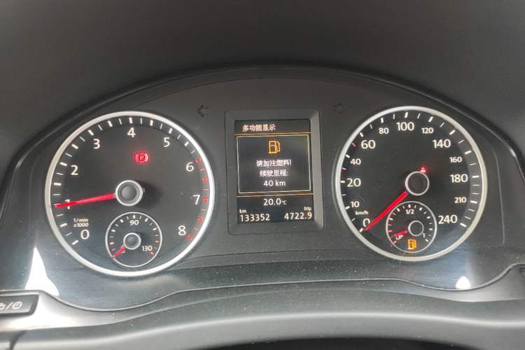 Used Volkswagen Tiguan 2016 300TSI Automatic Two-Wheel Drive Luxury Edition Instrument Cluster