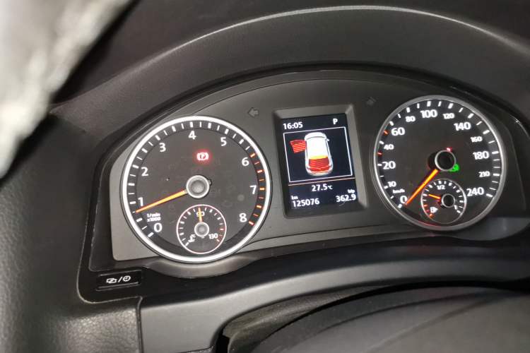 Used Volkswagen Tiguan 2016 300TSI Automatic Two-Wheel Drive Luxury Edition Instrument Cluster