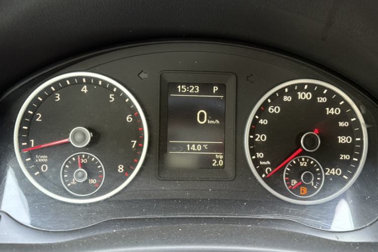 Used Volkswagen Tiguan 2016 300TSI Automatic Two-Wheel Drive Trend Edition Instrument Cluster