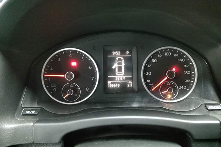 Used Volkswagen Tiguan 2016 300TSI Automatic Two-Wheel Drive Trend Edition Instrument Cluster