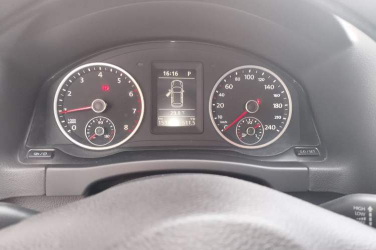 Used Volkswagen Tiguan 2016 300TSI Automatic Two-Wheel Drive Trend Edition Instrument Cluster