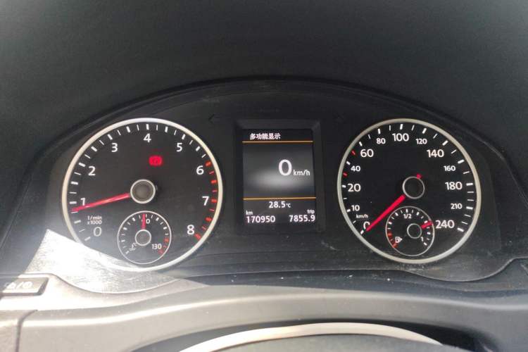 Used Volkswagen Tiguan 2016 300TSI Automatic All-Wheel Drive Luxury Edition Instrument Cluster