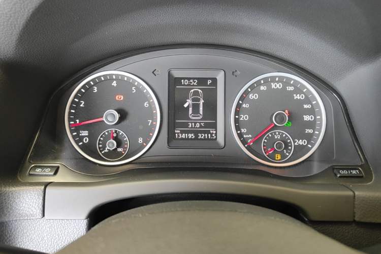 Used Volkswagen Tiguan 2016 300TSI Automatic Two-Wheel Drive Trend Edition Instrument Cluster