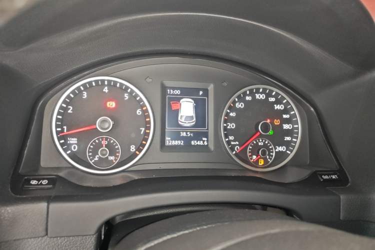 Used Volkswagen Tiguan 2016 300TSI Automatic All-Wheel Drive Luxury Edition Instrument Cluster