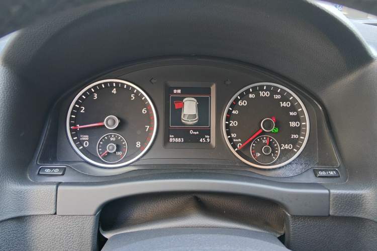 Used Volkswagen Tiguan 2016 300TSI Automatic All-Wheel Drive Luxury Edition Instrument Cluster