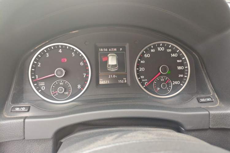 Used Volkswagen Tiguan 2016 330TSI Automatic All-Wheel Drive Luxury Edition Instrument Cluster