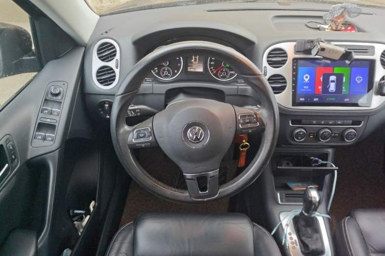 Used Volkswagen Tiguan 2016 300TSI Automatic Two-Wheel Drive Comfort Edition Interior 2