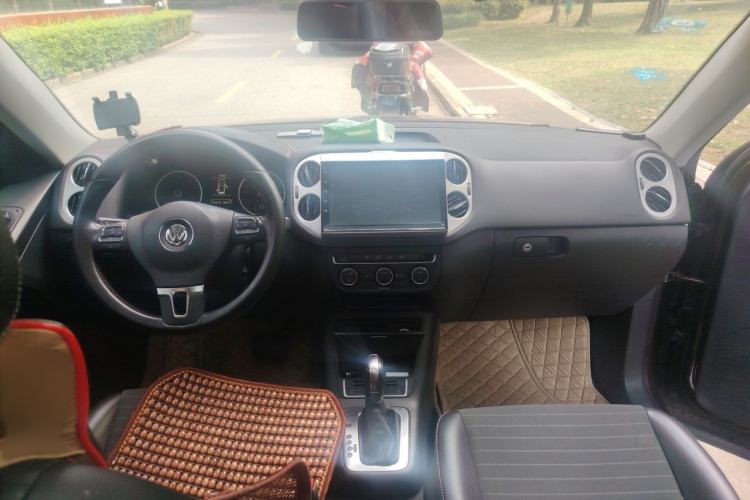 Used Volkswagen Tiguan 2016 300TSI Automatic All-Wheel Drive Fashion Vision Edition Interior 2