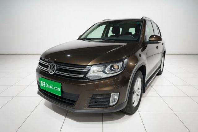 Ojetý Volkswagen Tiguan 2016 300TSI Automatic Two-Wheel Drive Trend Edition